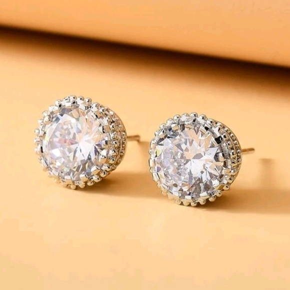Silver stud Rhinestone earrings Dainty simple sparkly Prom wedding 💖2/$30 - Picture 4 of 15